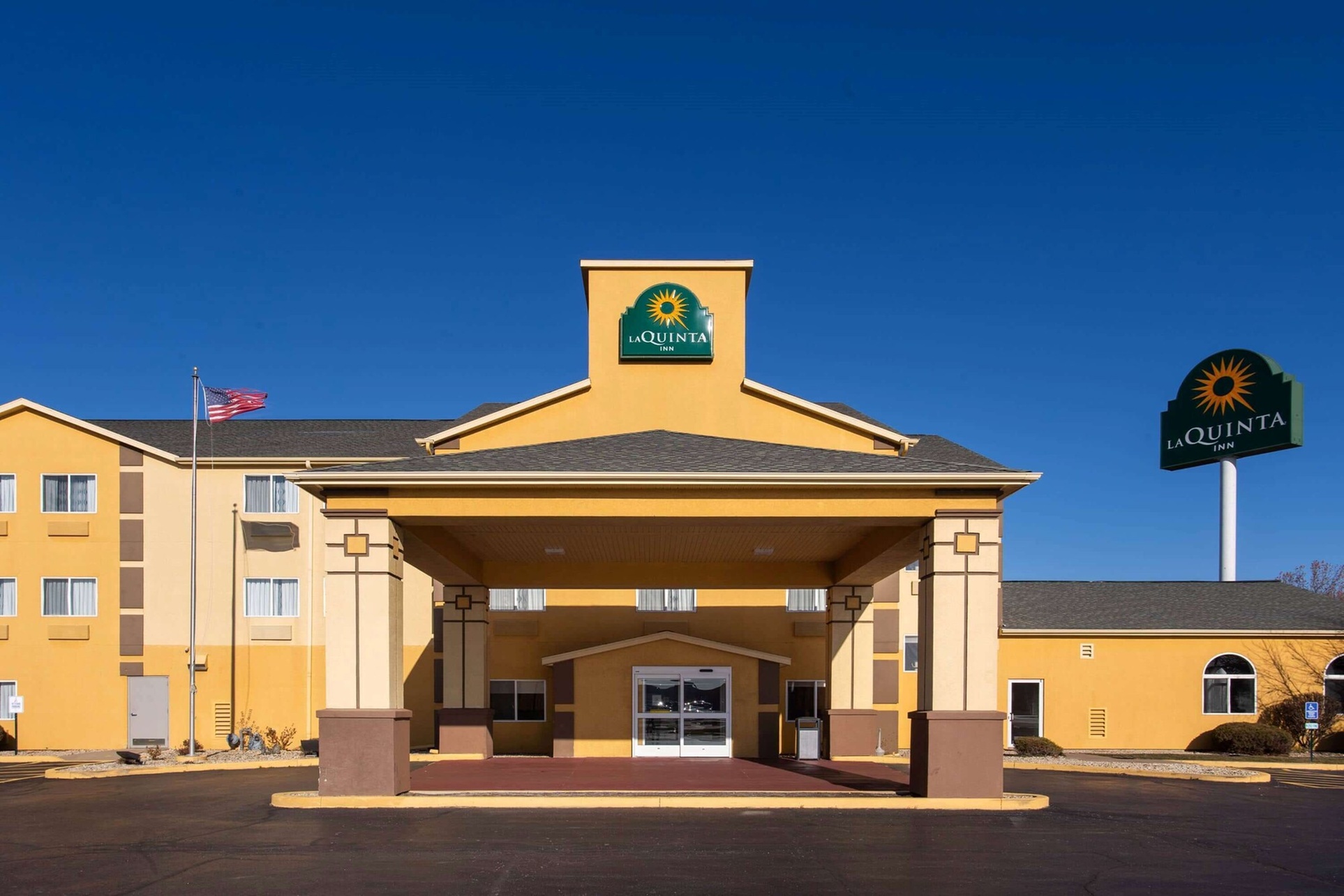 La Quinta Inn & Suites by Wyndham Peru Starved Rock St Park
