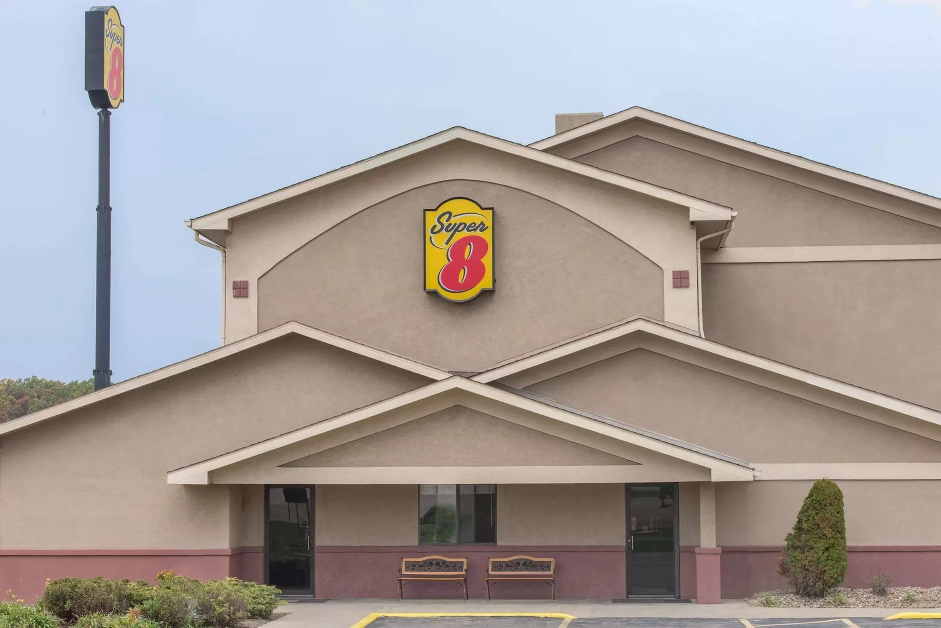 Super 8 by Wyndham Youngstown/Austintown - Primary Image