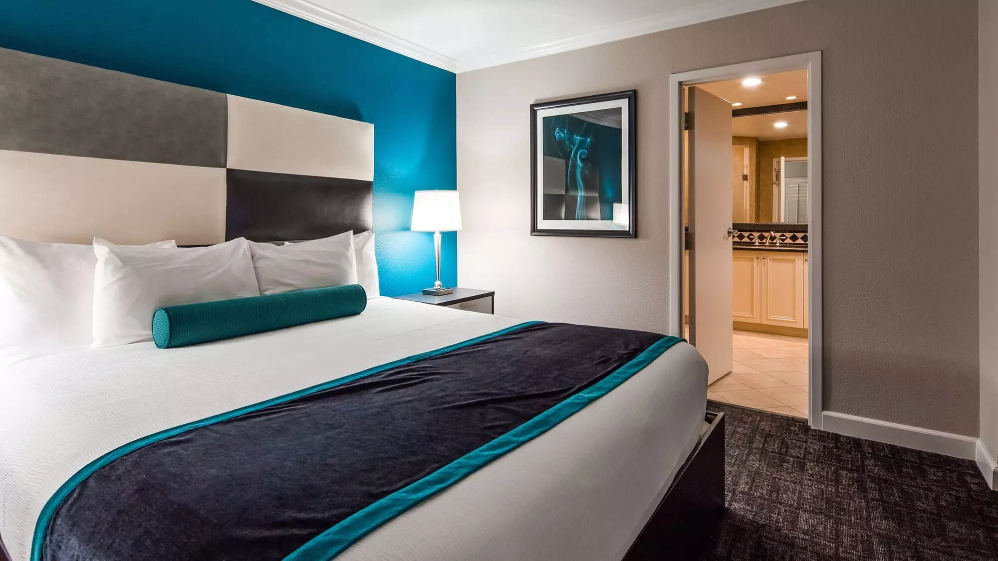 Best Western Plus Casino Royale - Center Strip - Primary Image