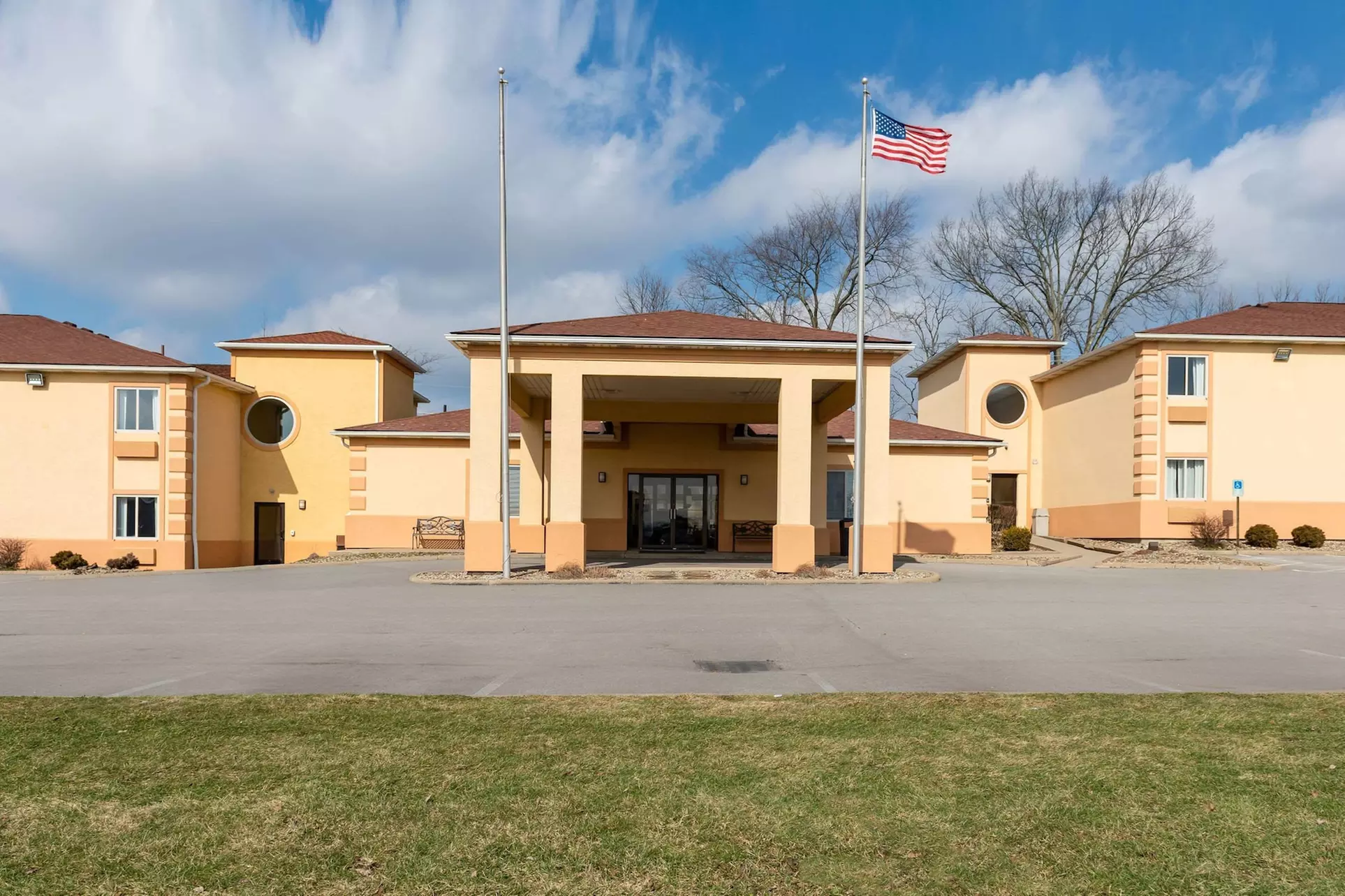 Quality Inn & Suites - Primary Image