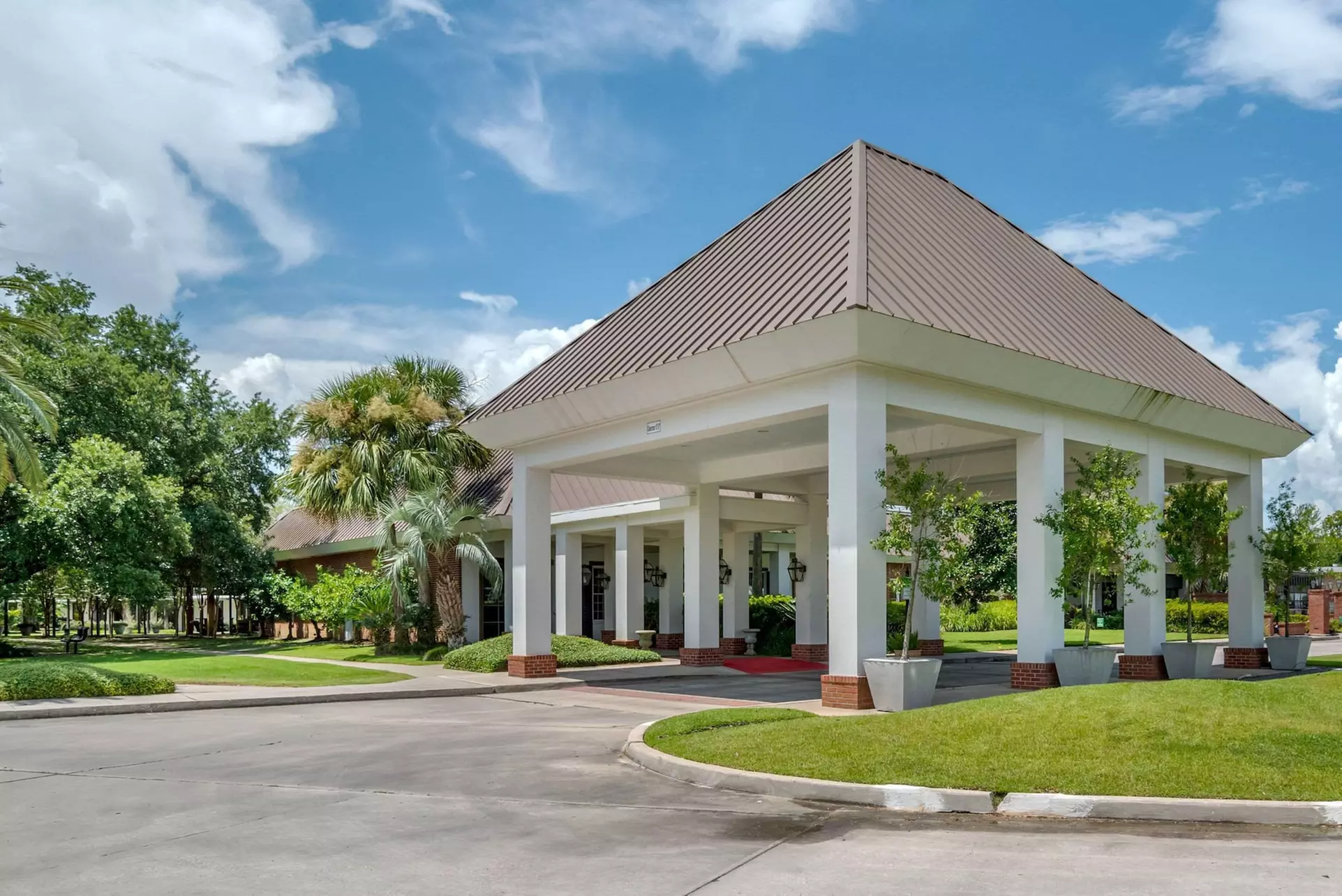 Clarion Inn and Conference Center - Primary Image