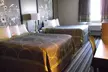 Super 8 by Wyndham Brookings - Second Medium