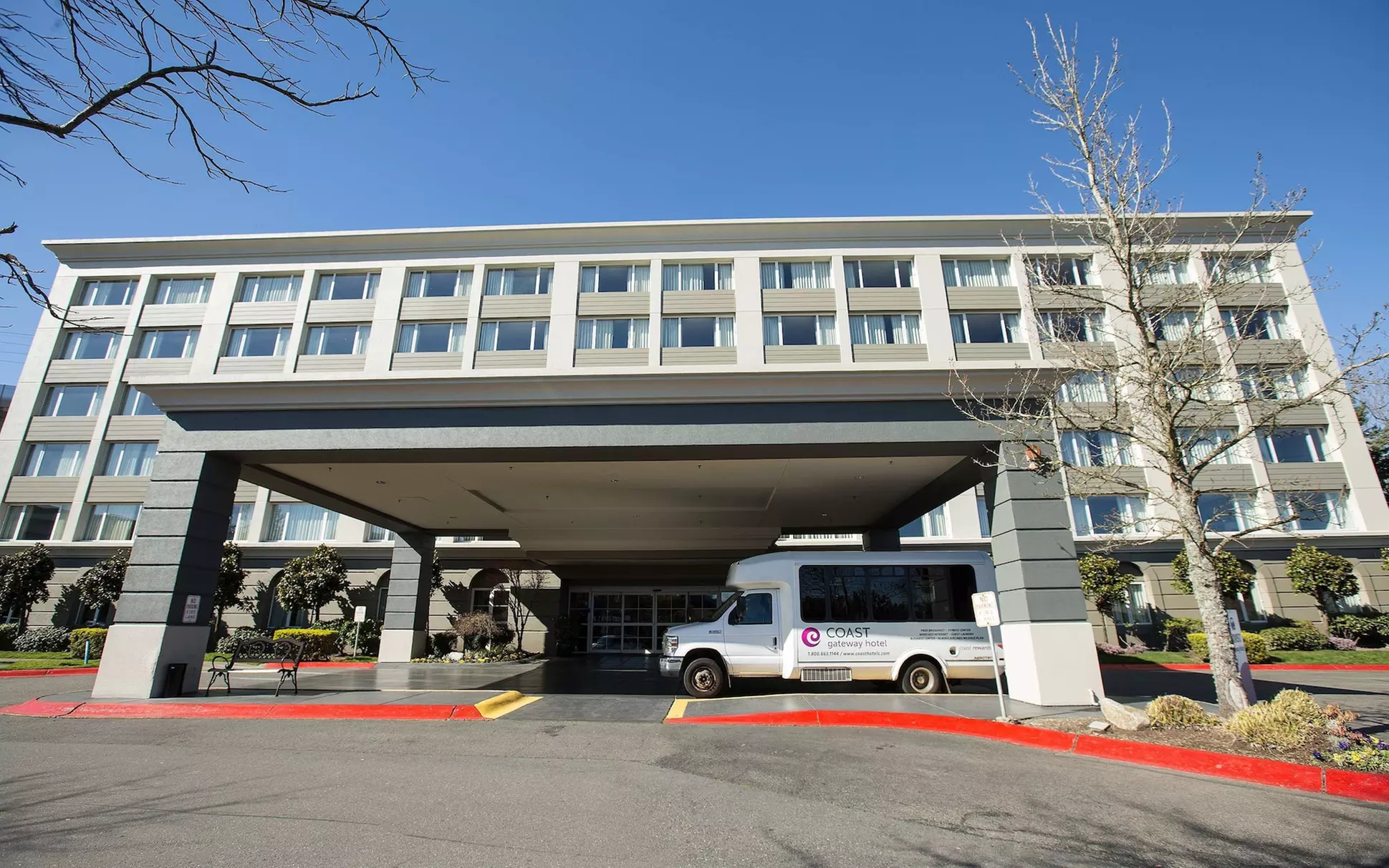 Coast Gateway Hotel - Primary Image