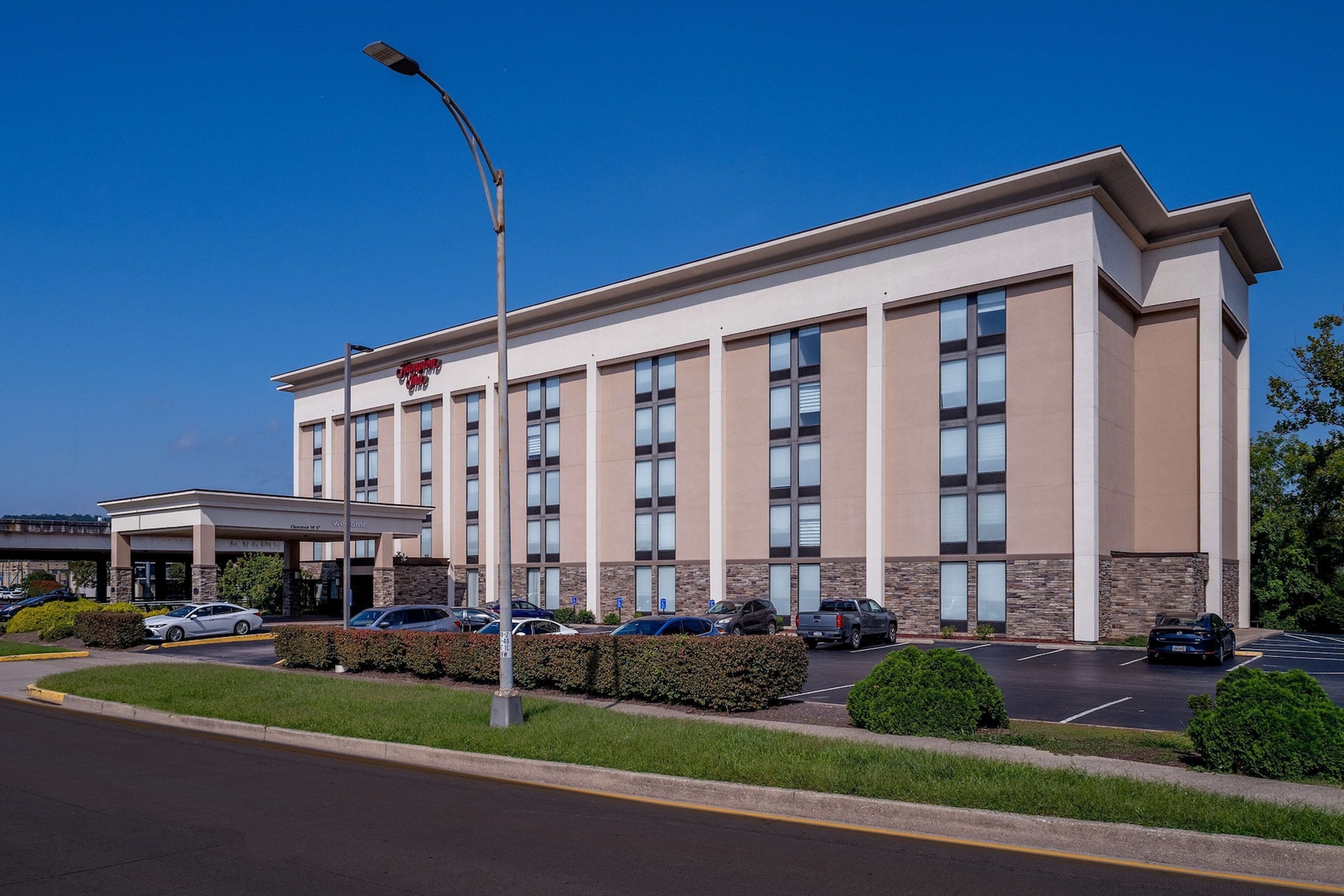 Hampton Inn Charleston-Downtown