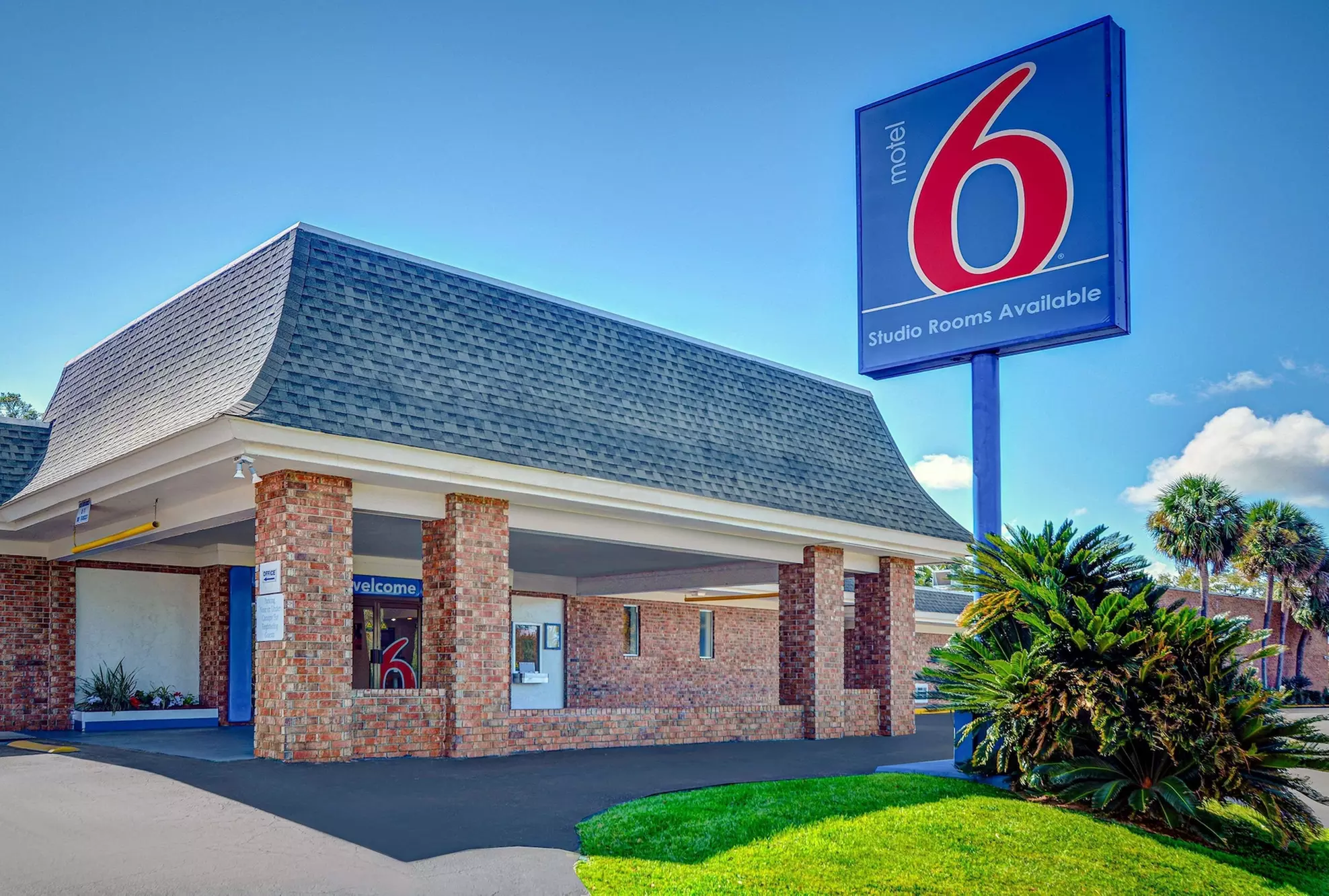 Motel 6 Tallahassee, FL - Downtown - Primary Image