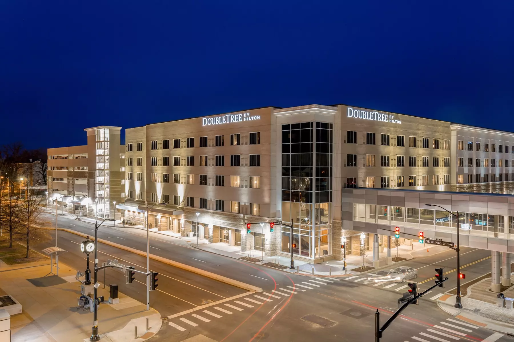 DoubleTree by Hilton Evansville - Primary Image