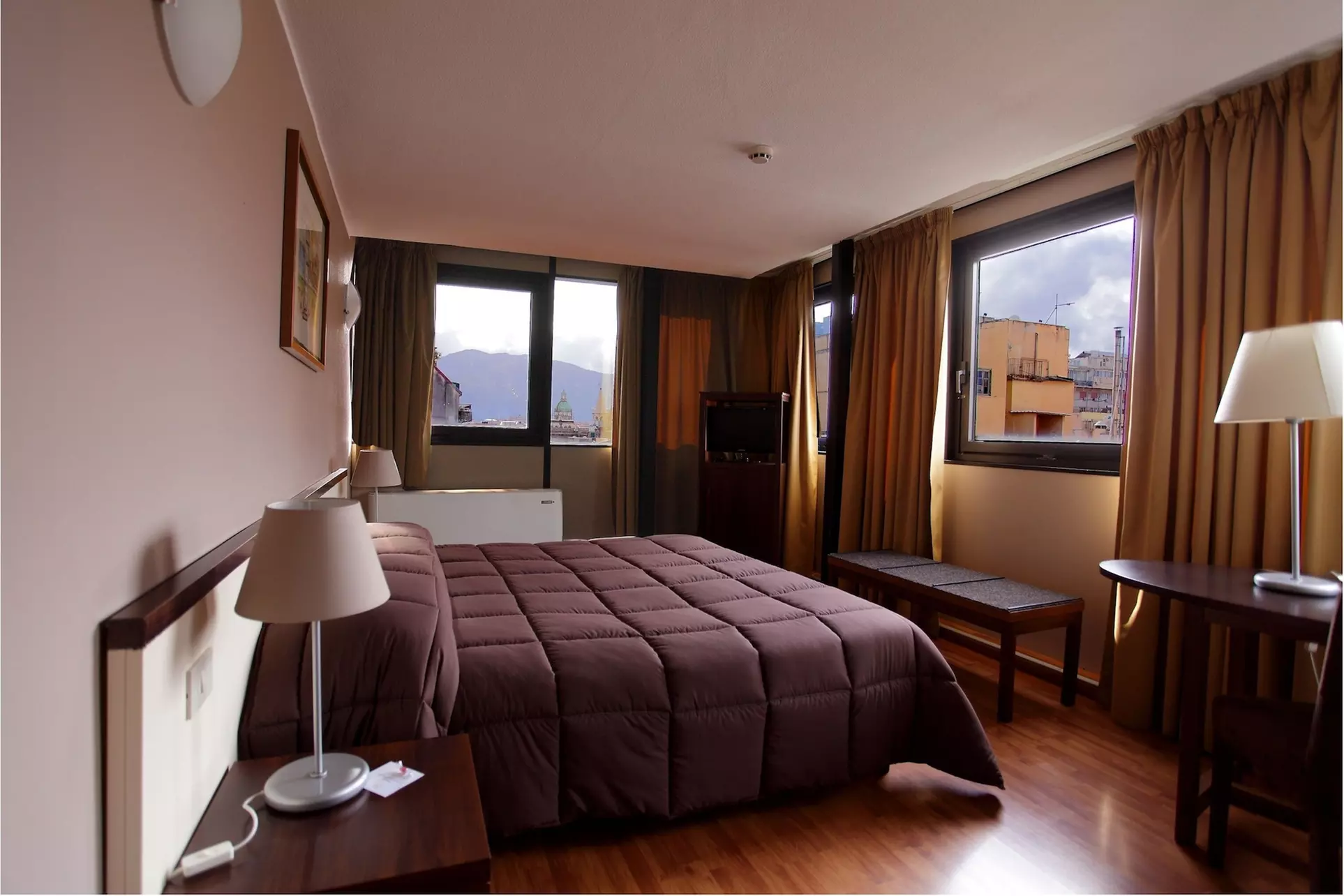 Ibis Styles Palermo Cristal - Primary Image