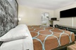 Super 8 by Wyndham Moss Point - Second Medium