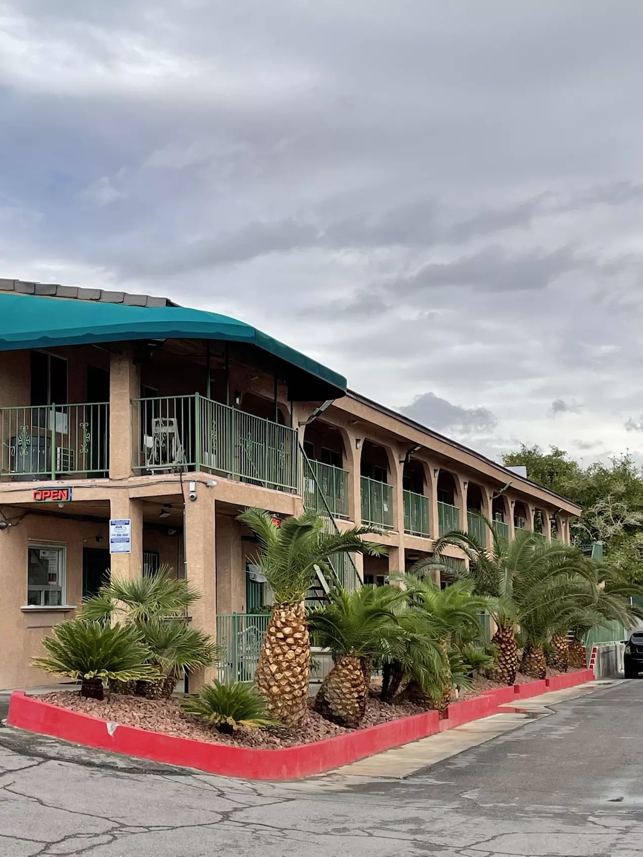 Crown Motel - Primary Image