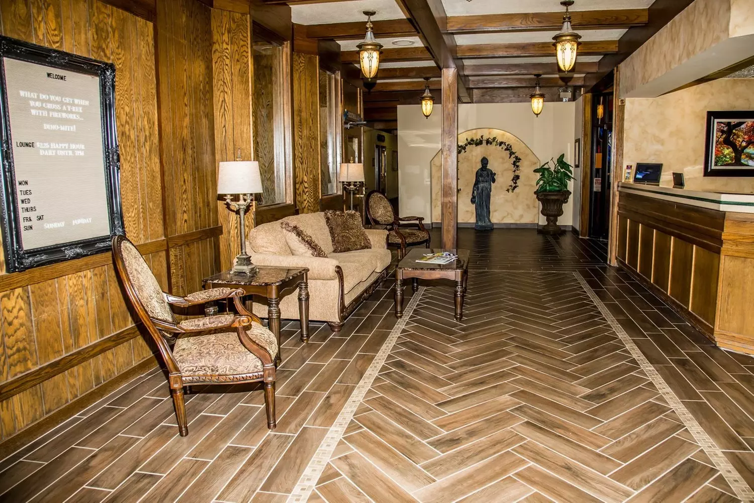 Baymont by Wyndham Fargo