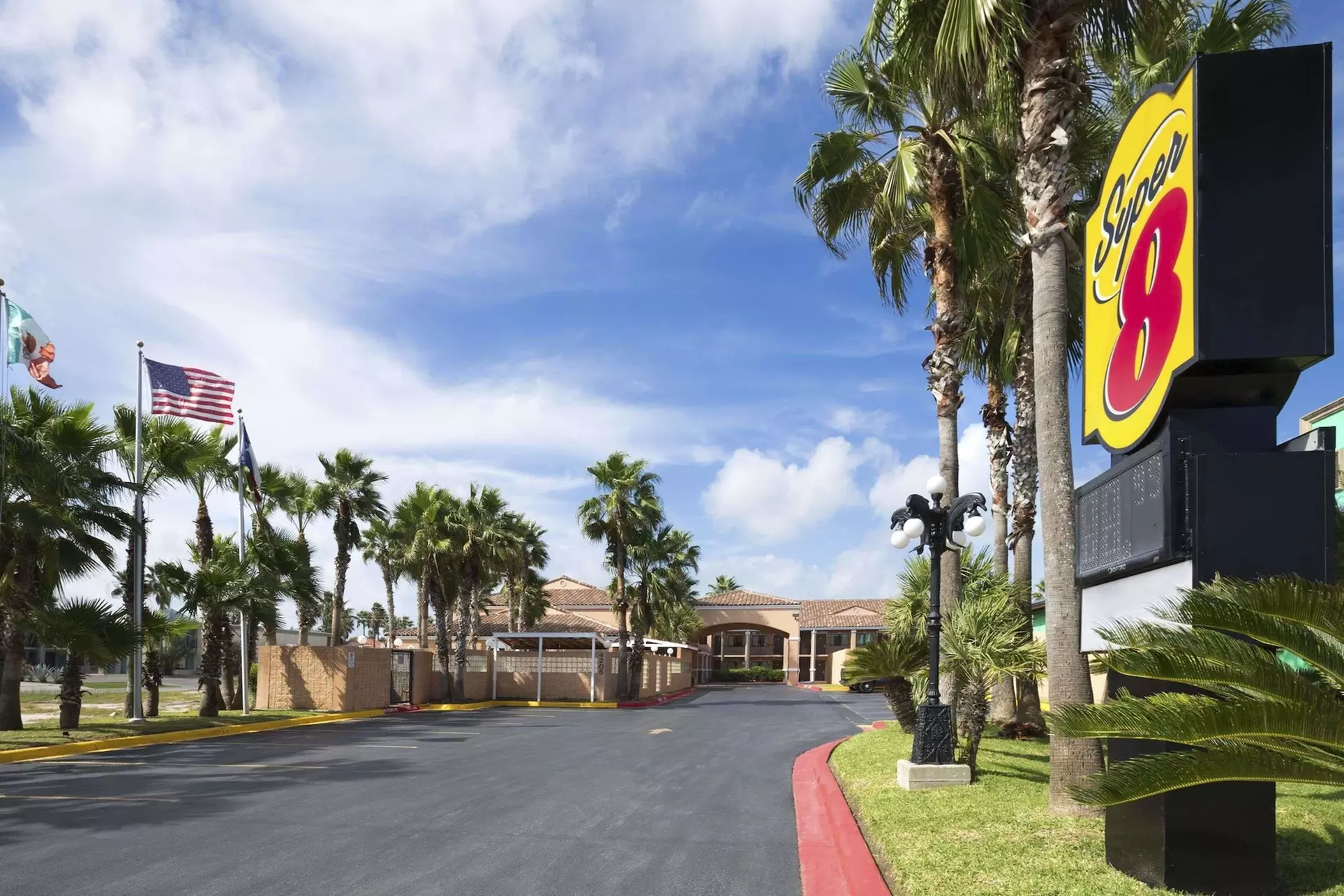 Super 8 by Wyndham South Padre Island - Primary Image