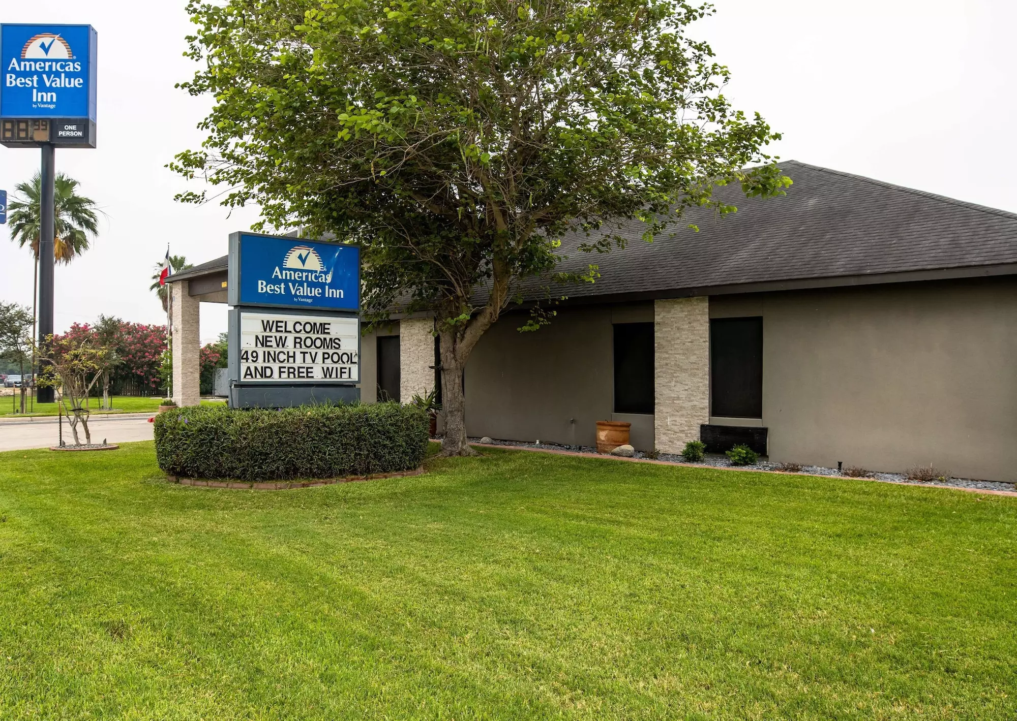 Americas Best Value Inn Harlingen - Primary Image