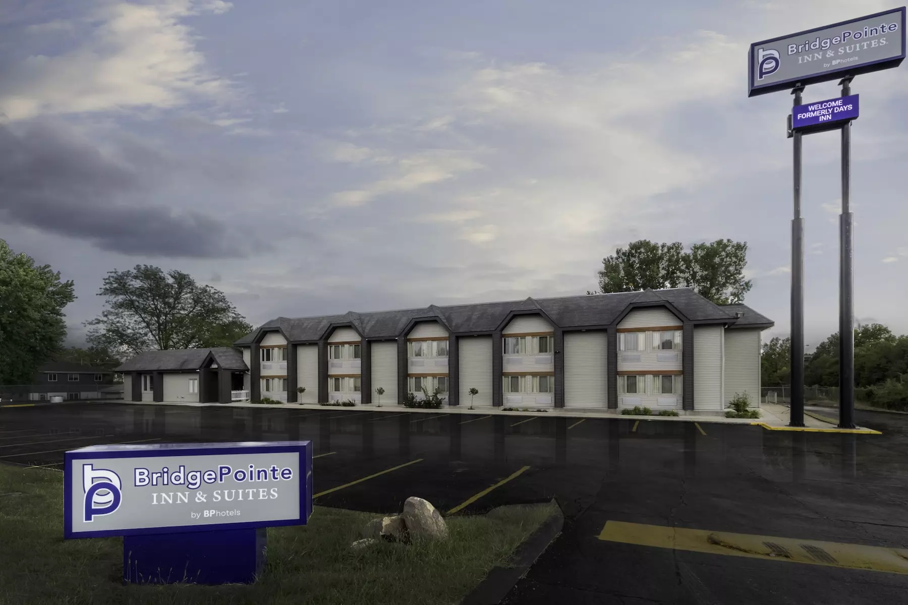 BridgePointe Inn & Suites - Primary Image