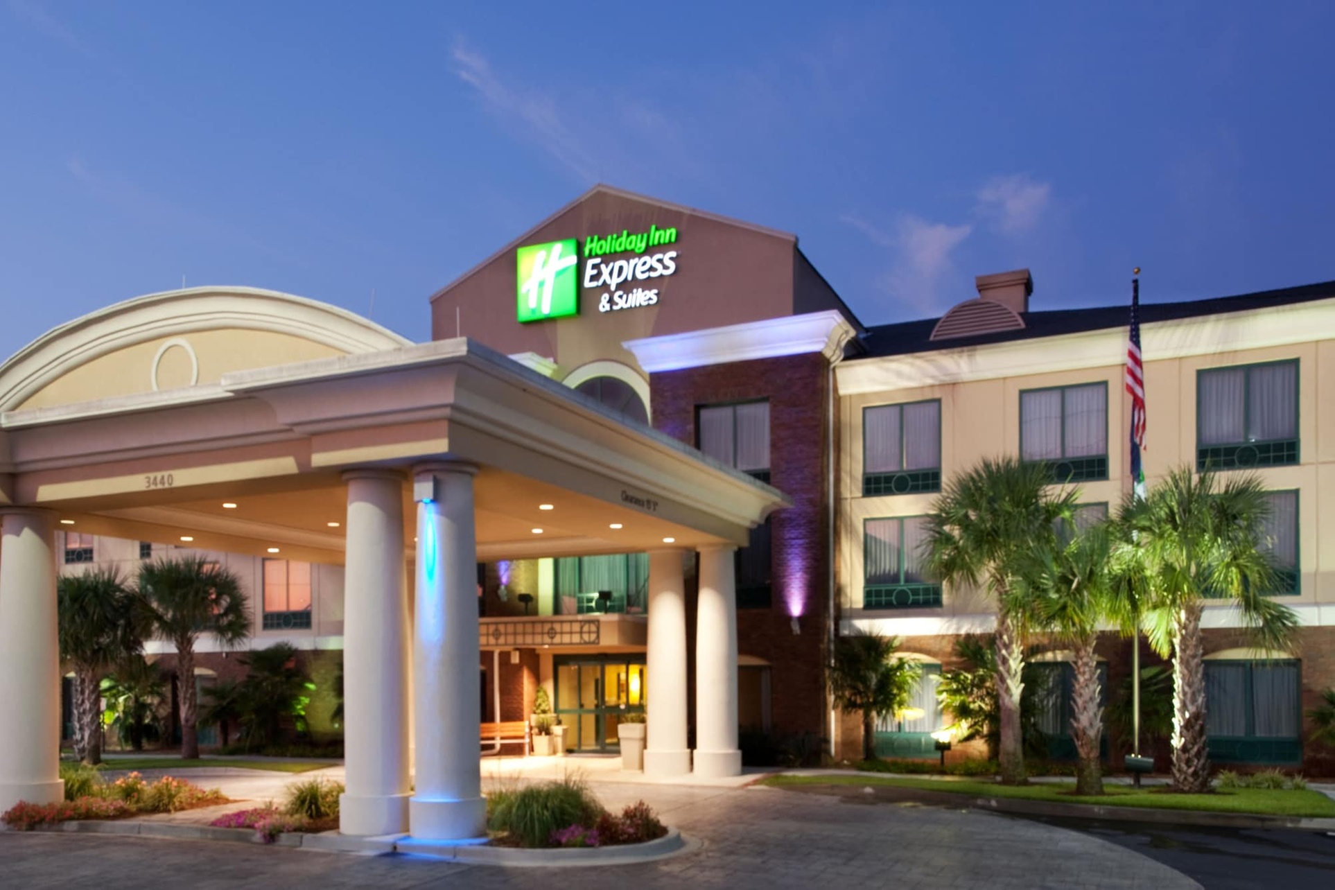 Holiday Inn Ex Hotel & Suites Florence I-95 & I-20 Civic Ctr, an IHG Hotel