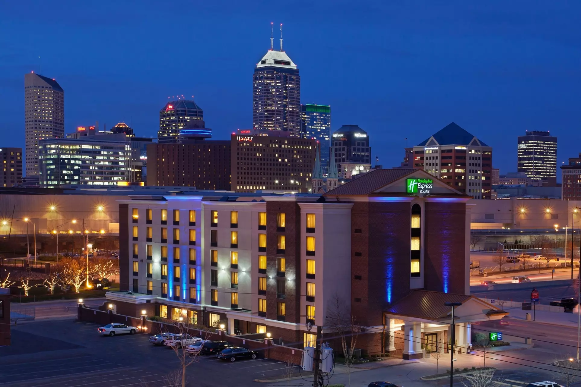 Holiday Inn Express Hotel & Suites Indianapolis Dtn-Conv Ctr by IHG - Primary Image