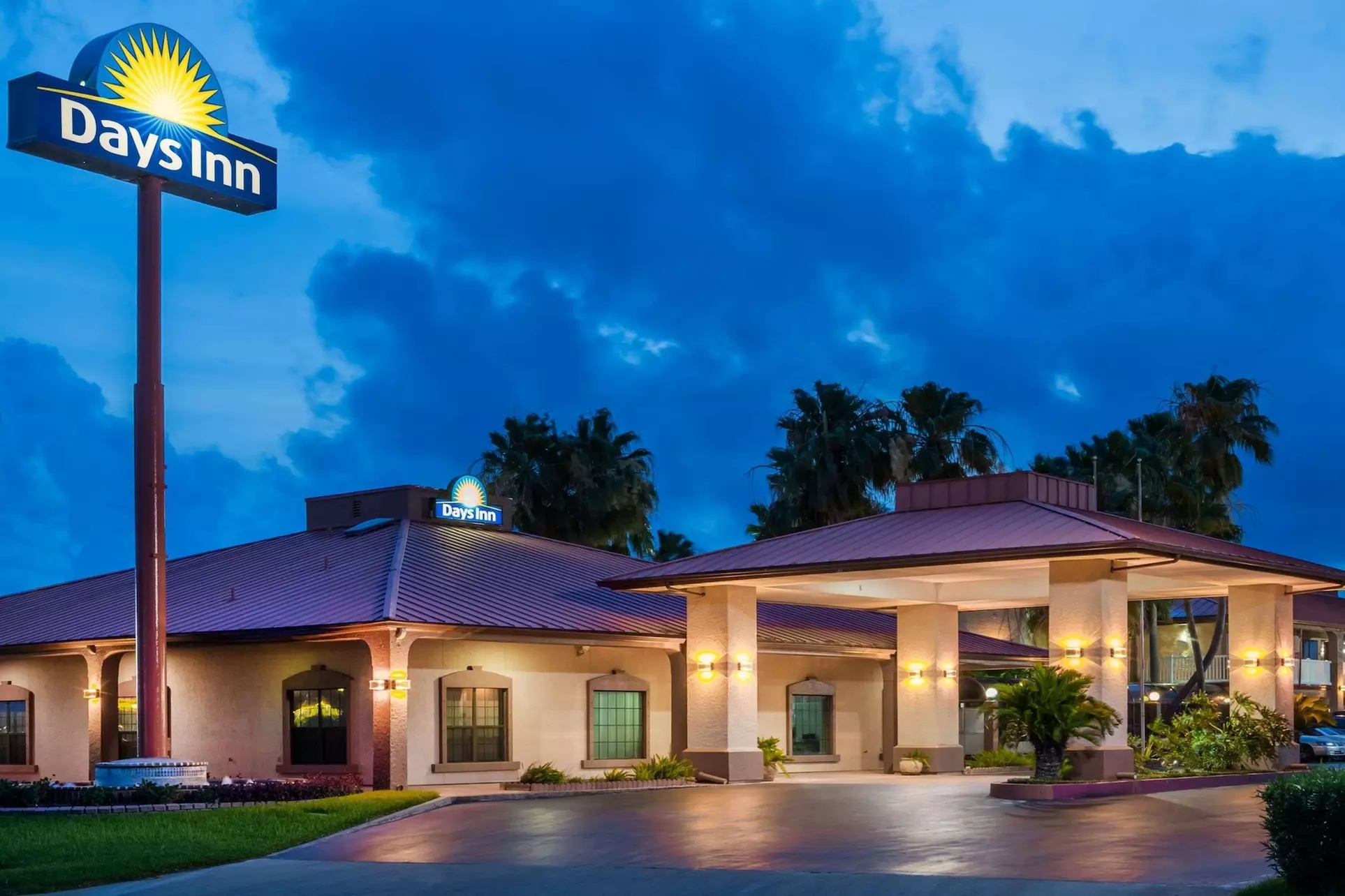 Days Inn by Wyndham Portland/Corpus Christi - Primary Image