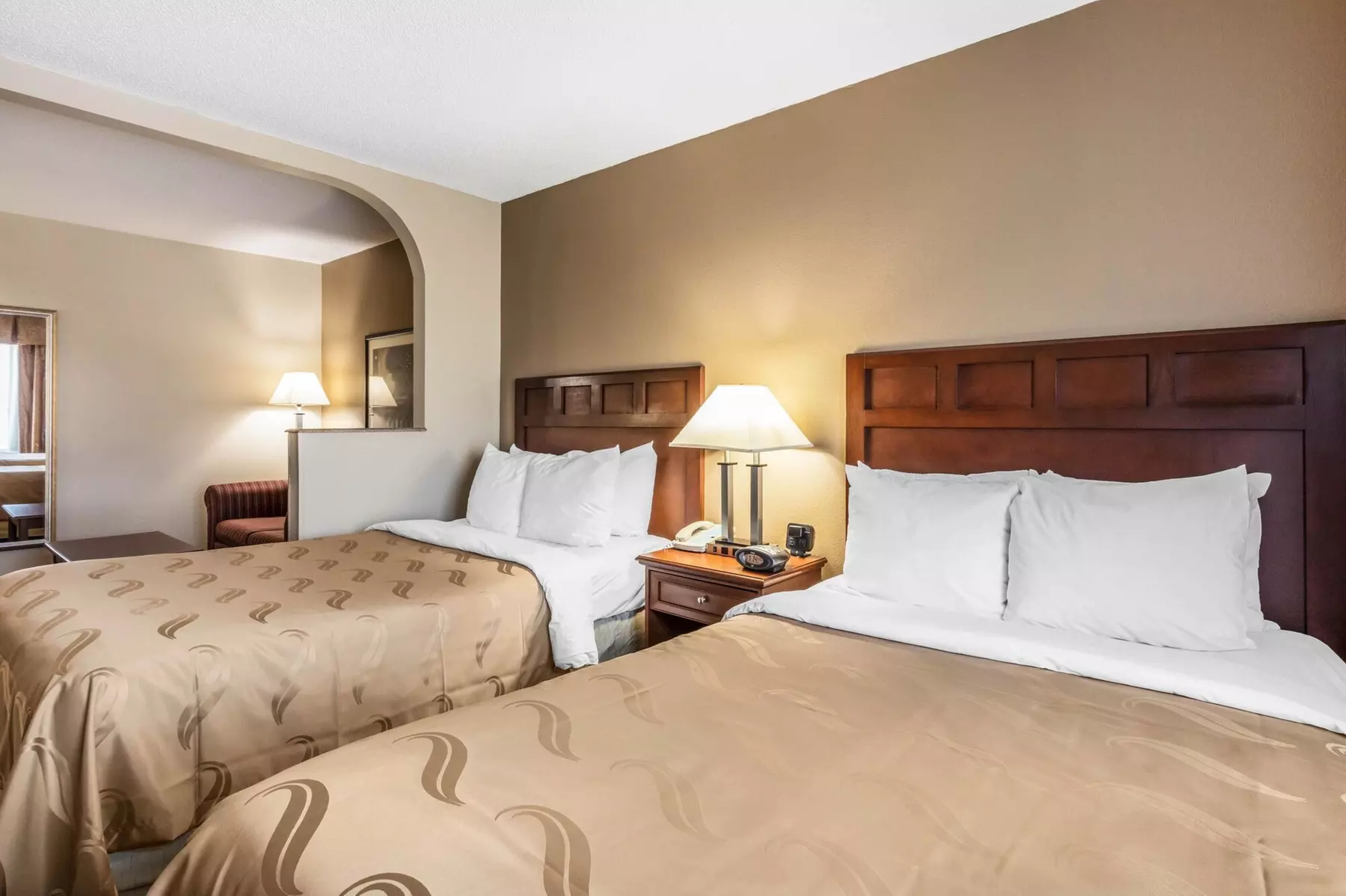 Quality Suites Paducah I-24 - Primary Image