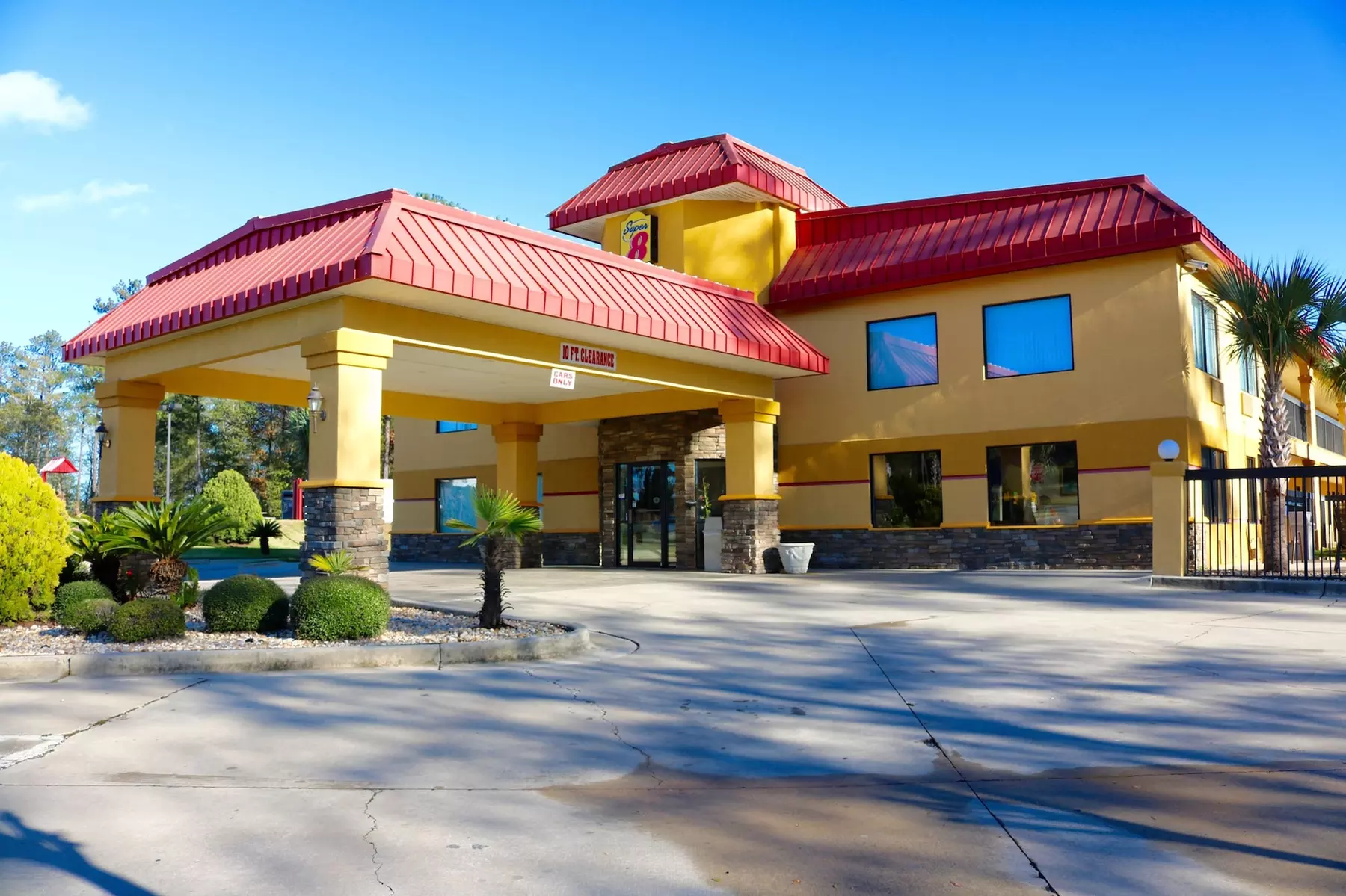 Super 8 by Wyndham Dublin - Primary Image