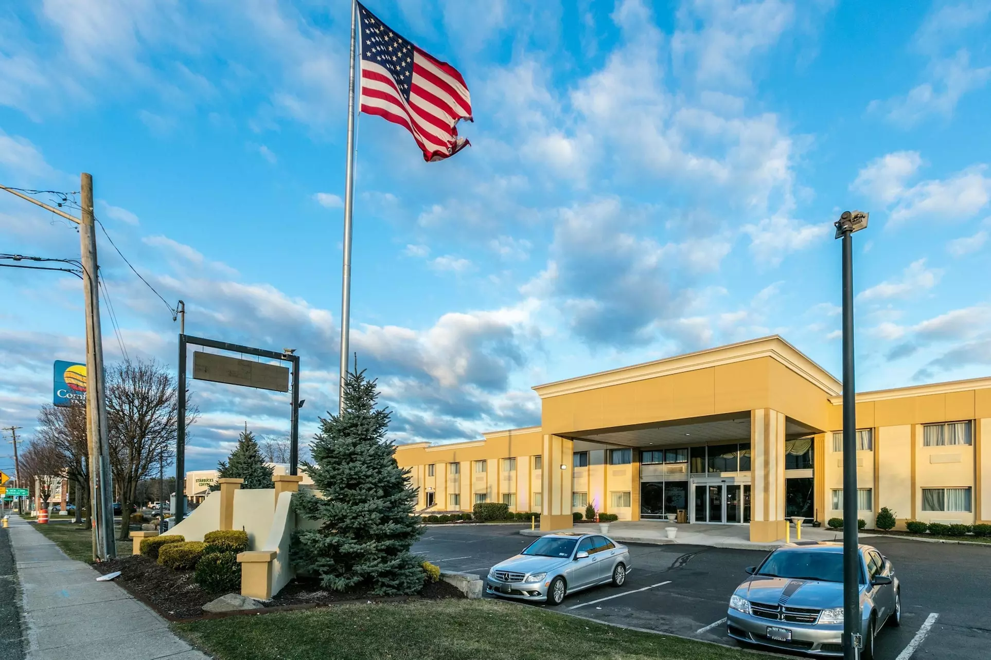 Comfort Inn Medford - Long Island - Primary Image