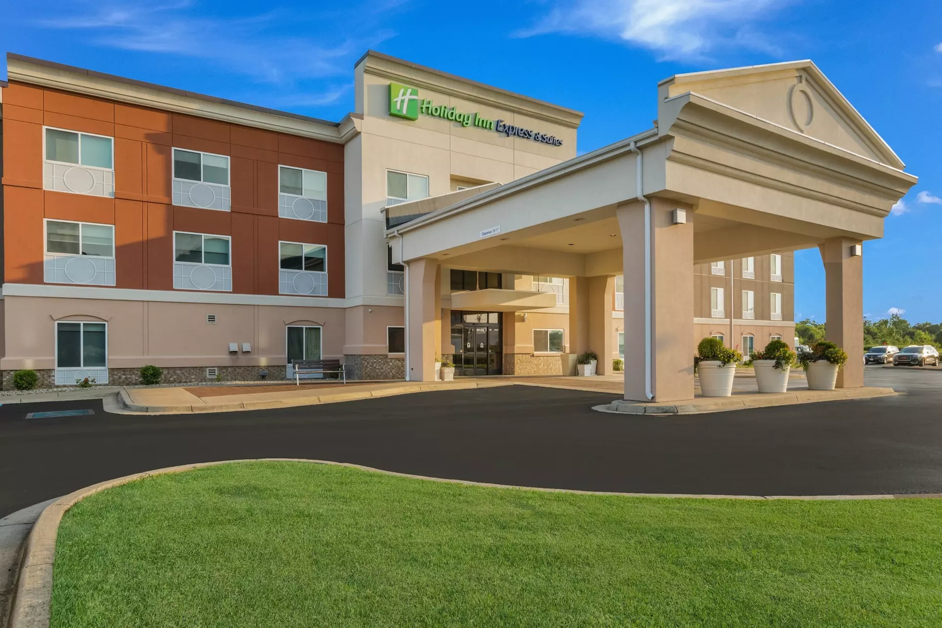 Holiday Inn Express Hotel & Suites Jasper by IHG - Primary Image