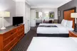 La Quinta Inn by Wyndham Laredo I-35 - Second Medium