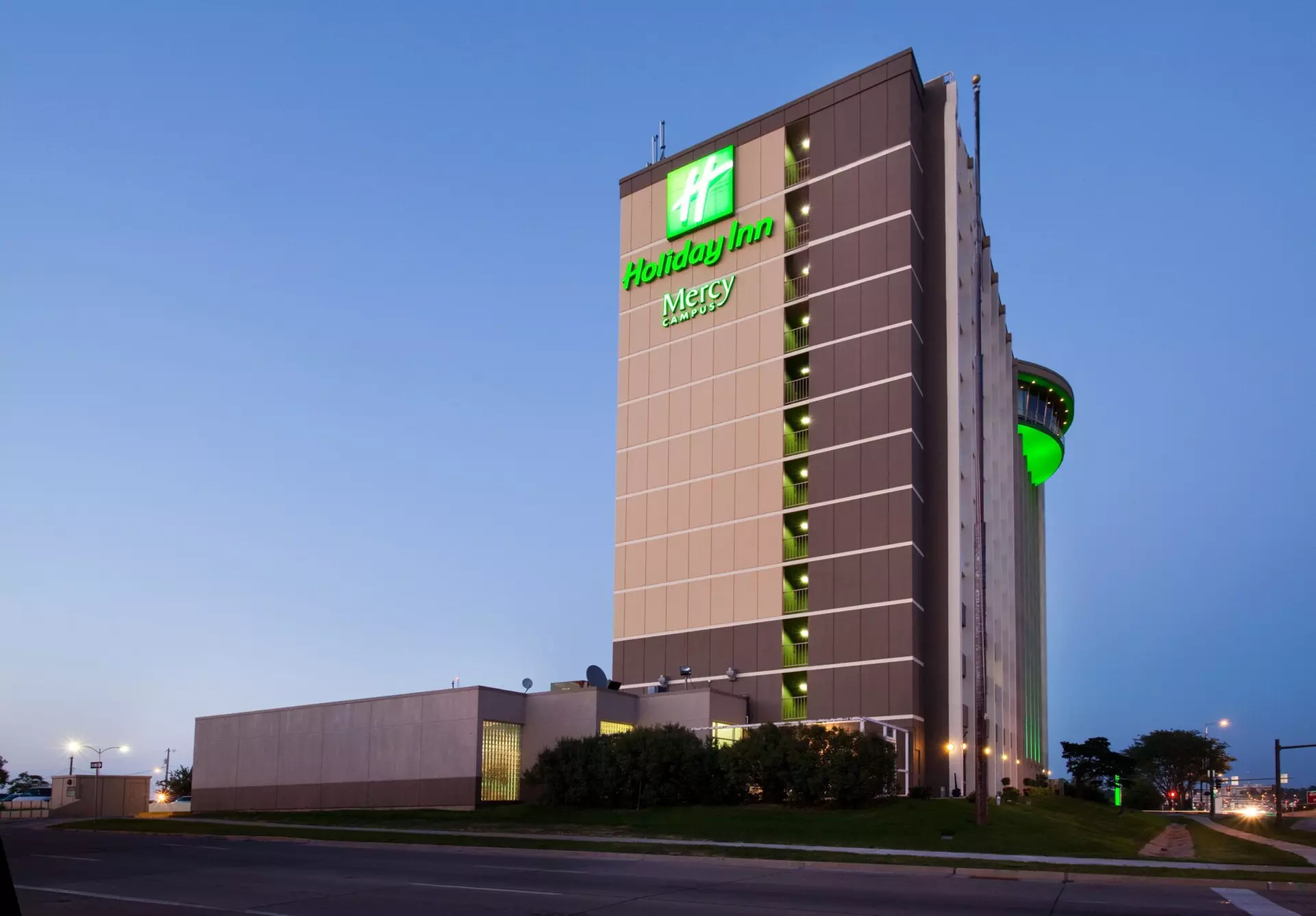 Holiday Inn Downtown - Mercy Area by IHG - Primary Image