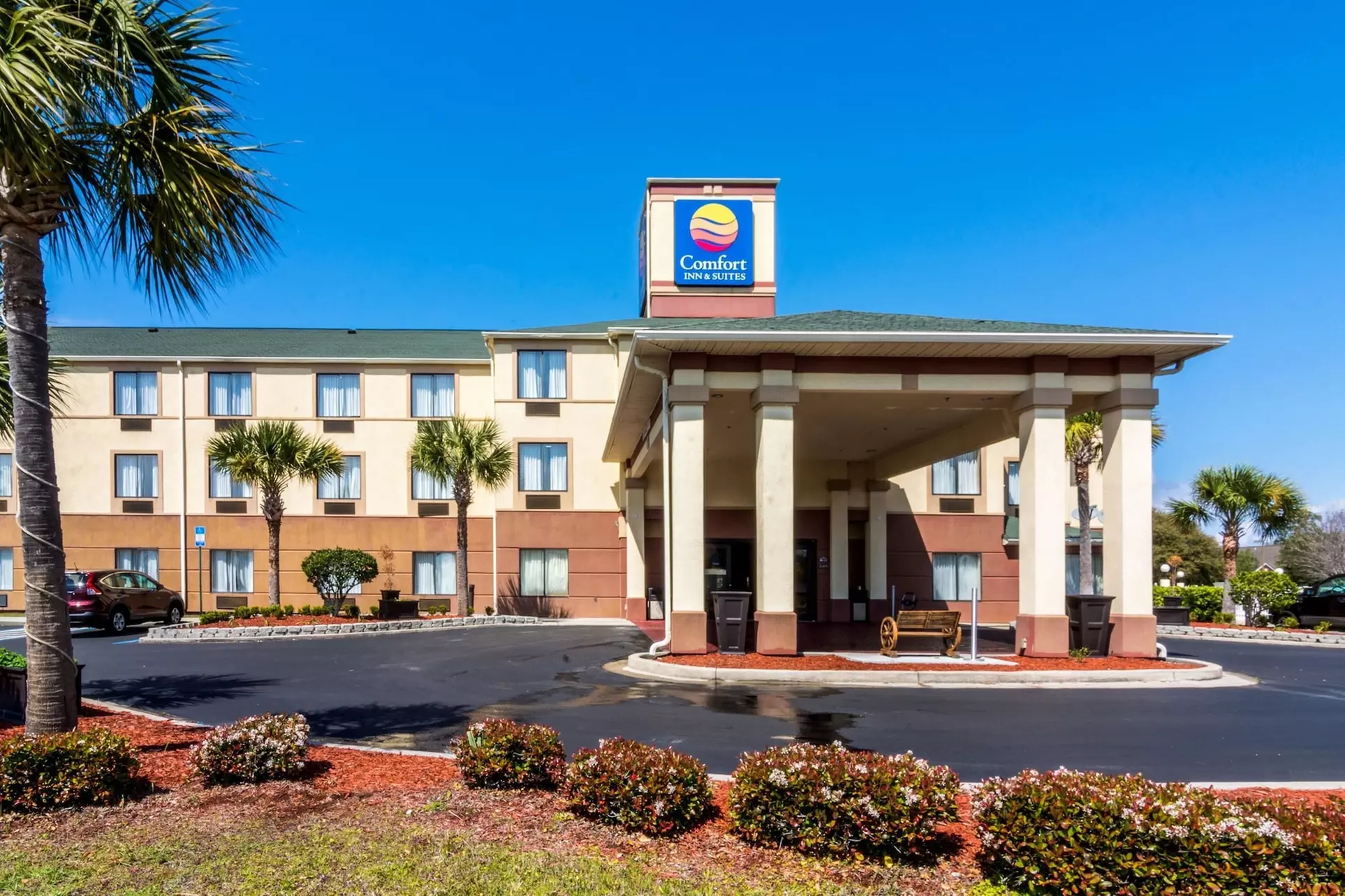 Comfort Inn & Suites Panama City Mall - Primary Image