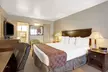 Travelodge by Wyndham Everett City Center - Second Medium