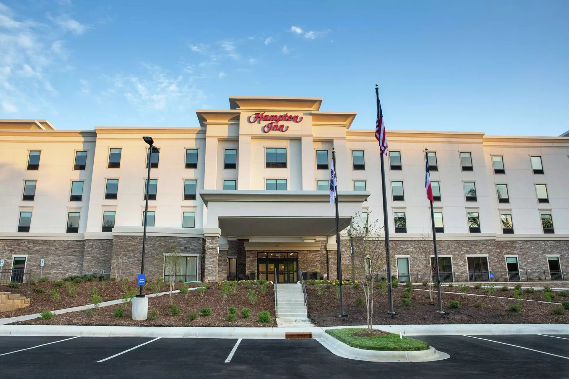 Hampton Inn Black Mountain - Primary Image