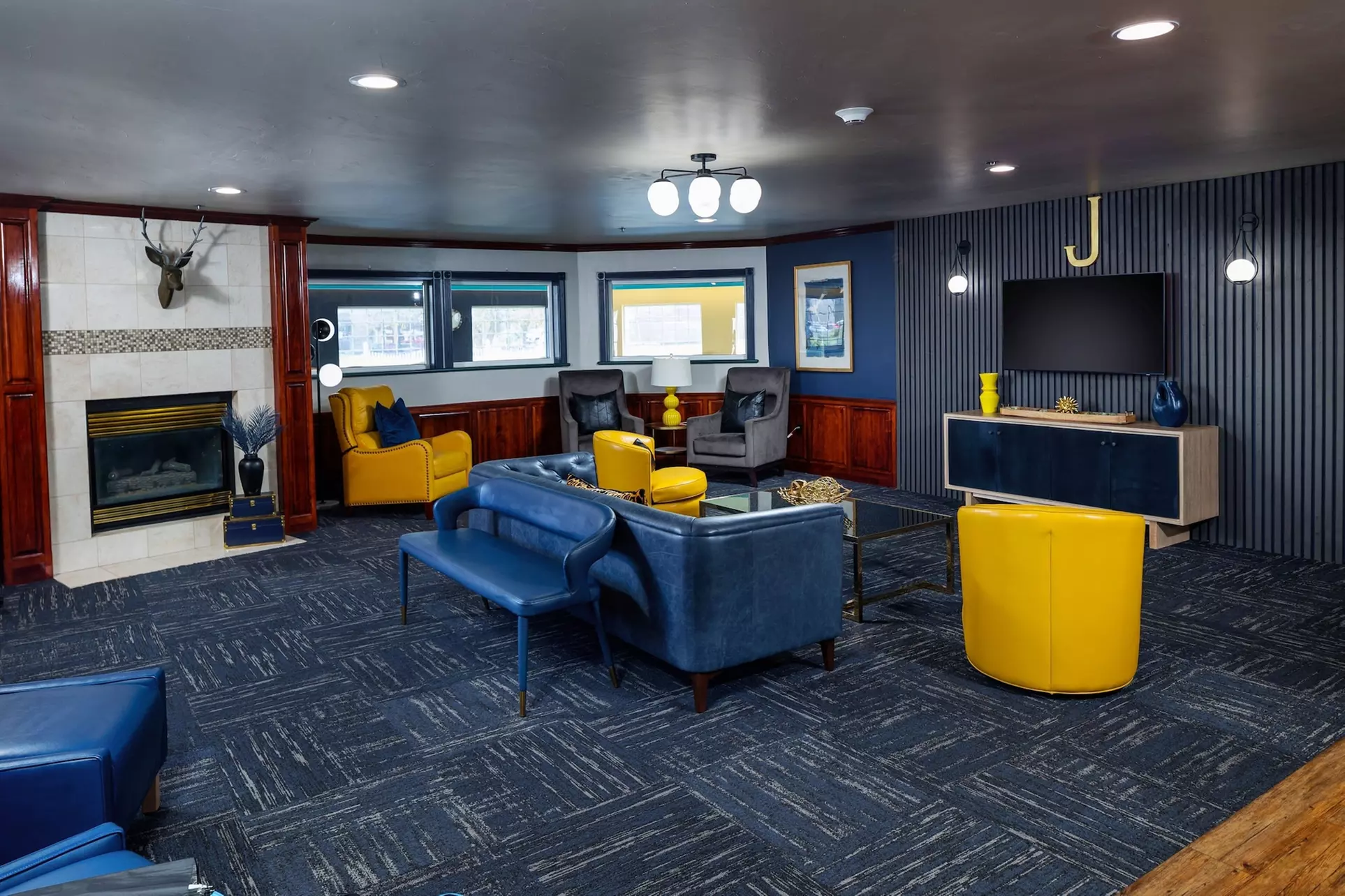 Hotel J Green Bay - Primary Image