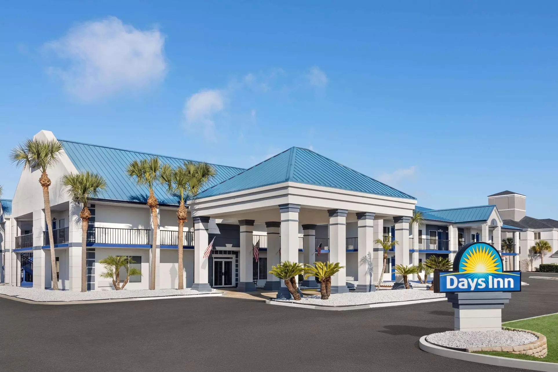 Days Inn by Wyndham Kingsland GA - Primary Image