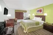 Days Inn by Wyndham York - Second Medium