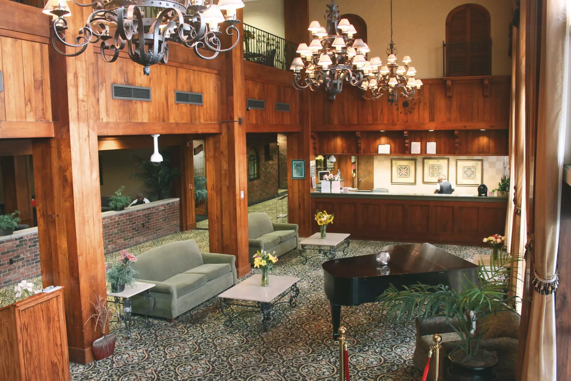 Hotel Louisville - Primary Image