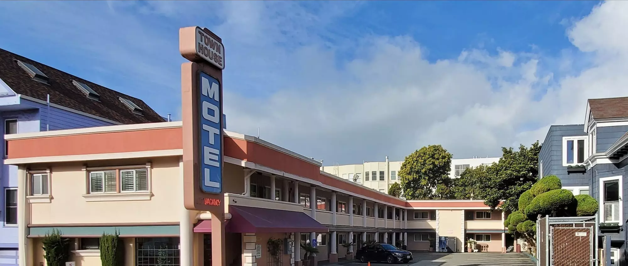 Townhouse Motel - Primary Image