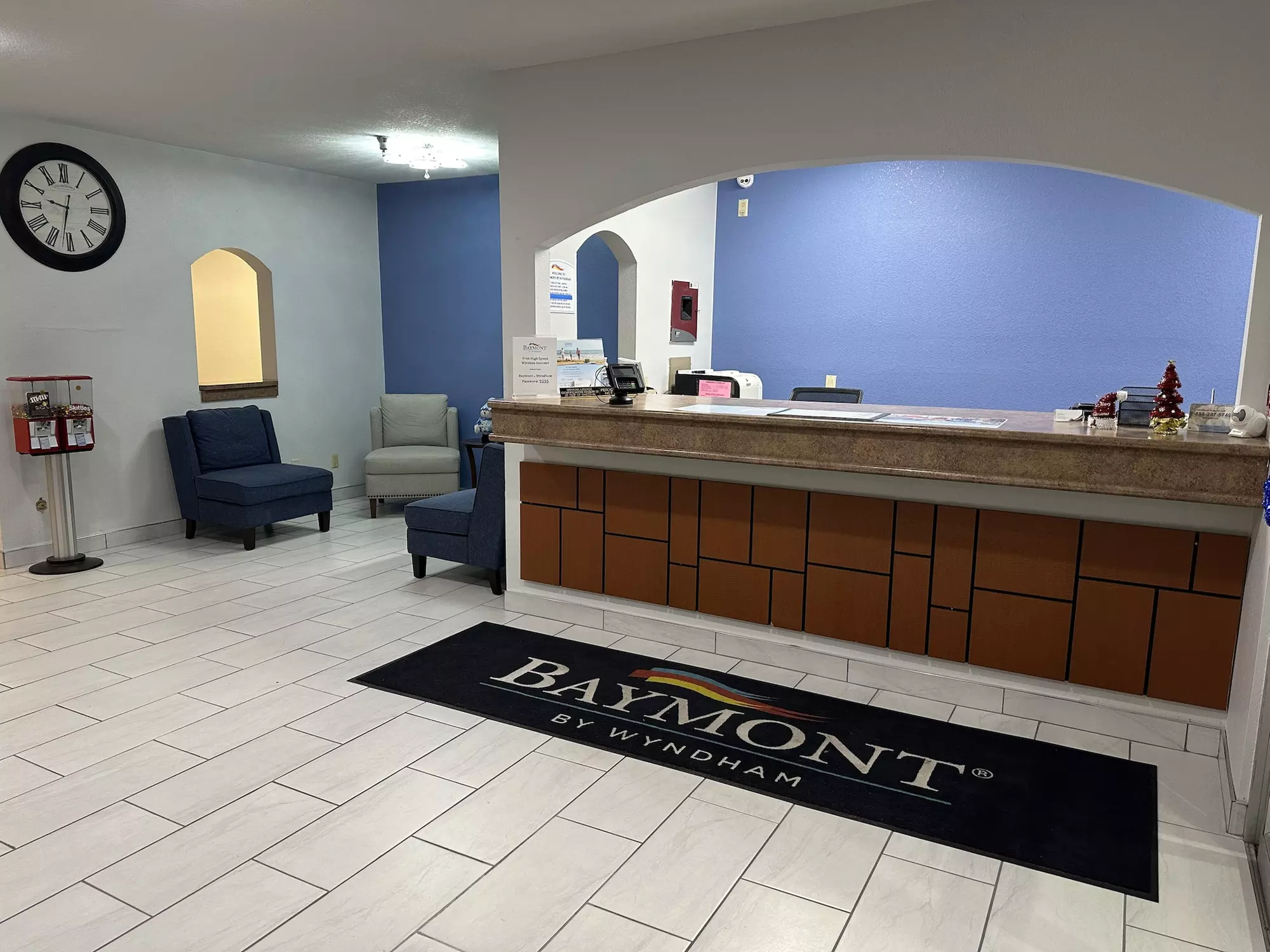Baymont by Wyndham Omaha SW - Primary Image