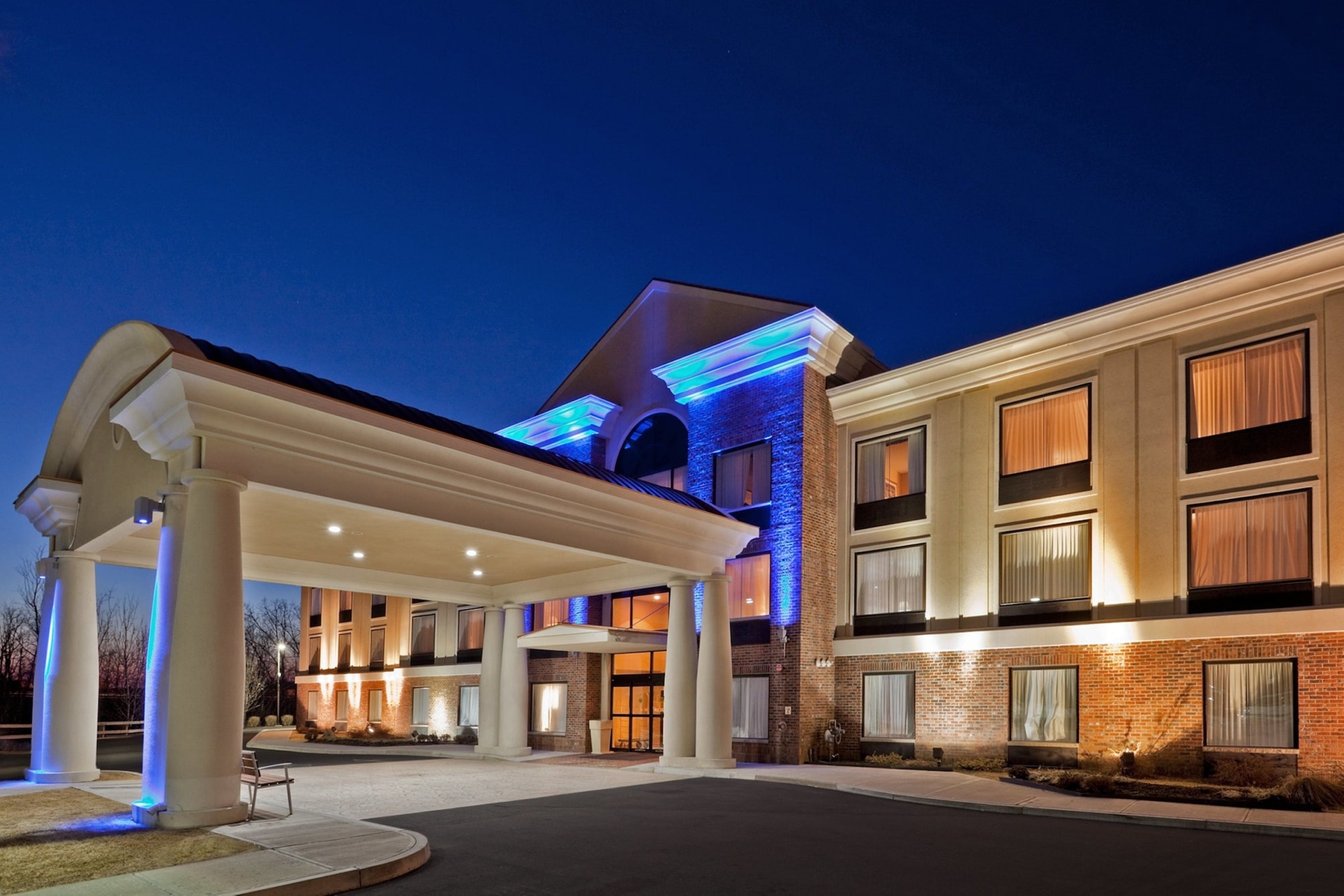 Holiday Inn Express Suites Clifton Park by IHG