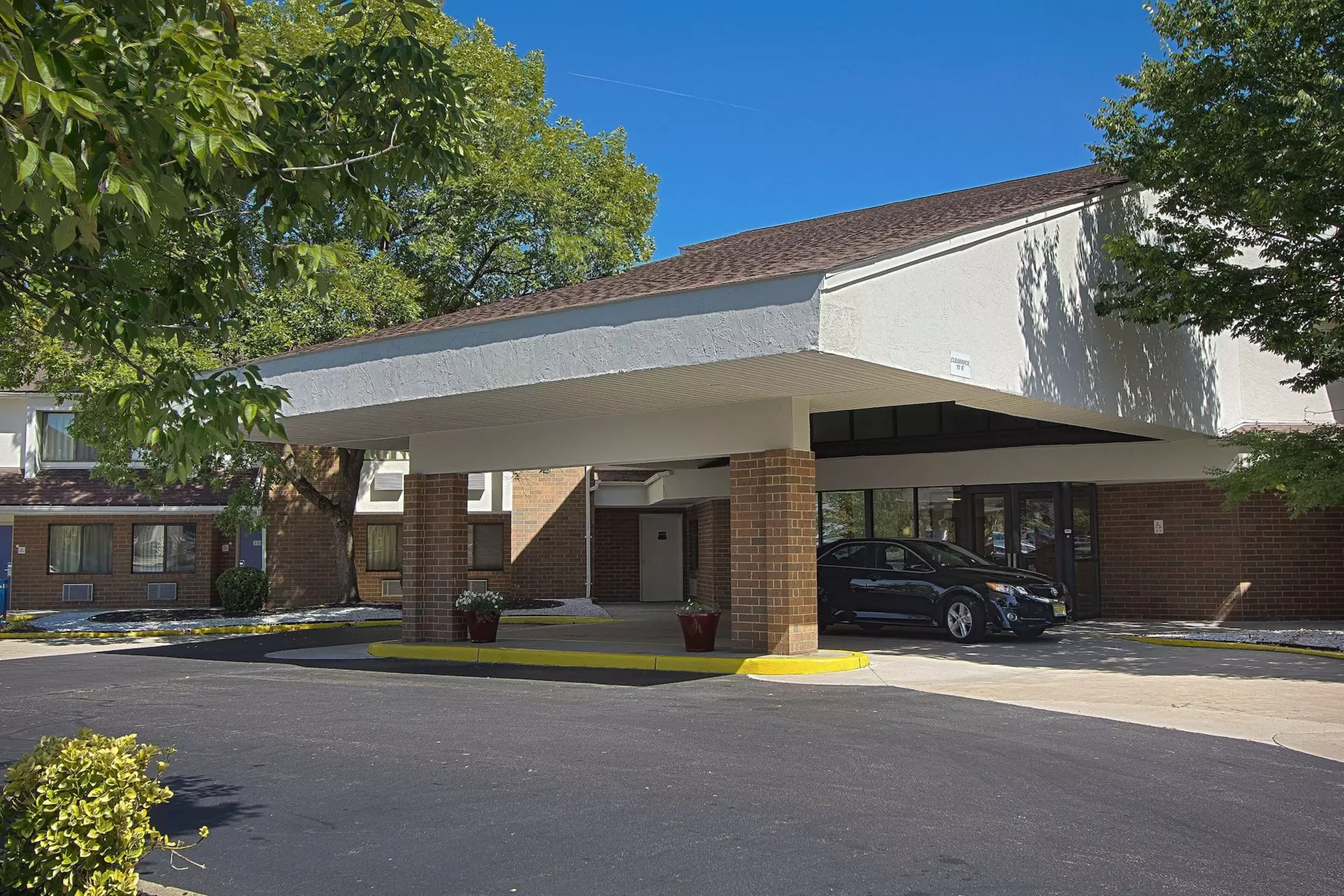 Motel 6 East Brunswick, NJ - Primary Image