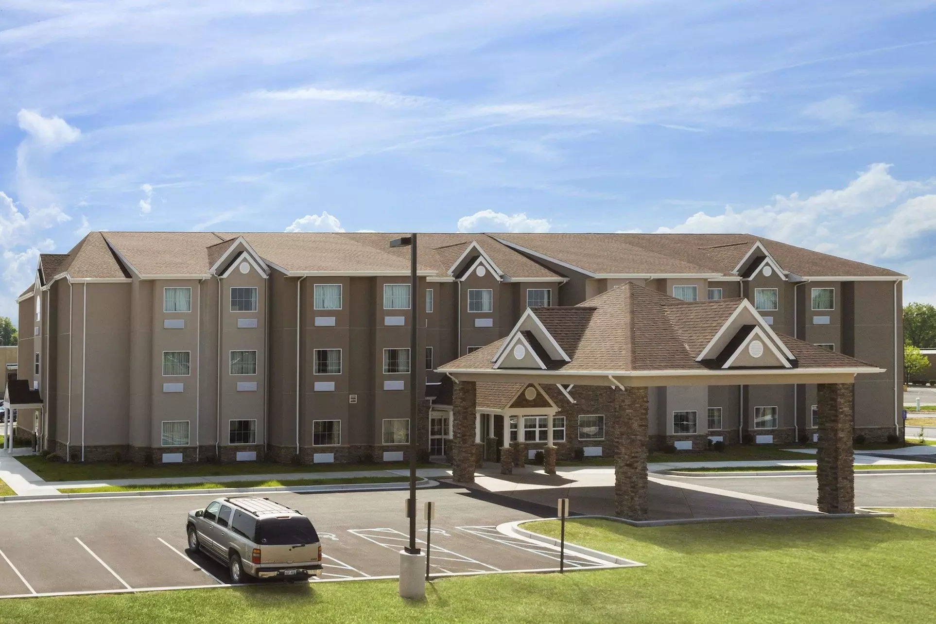 Sonesta Essential Fairmont - Primary Image