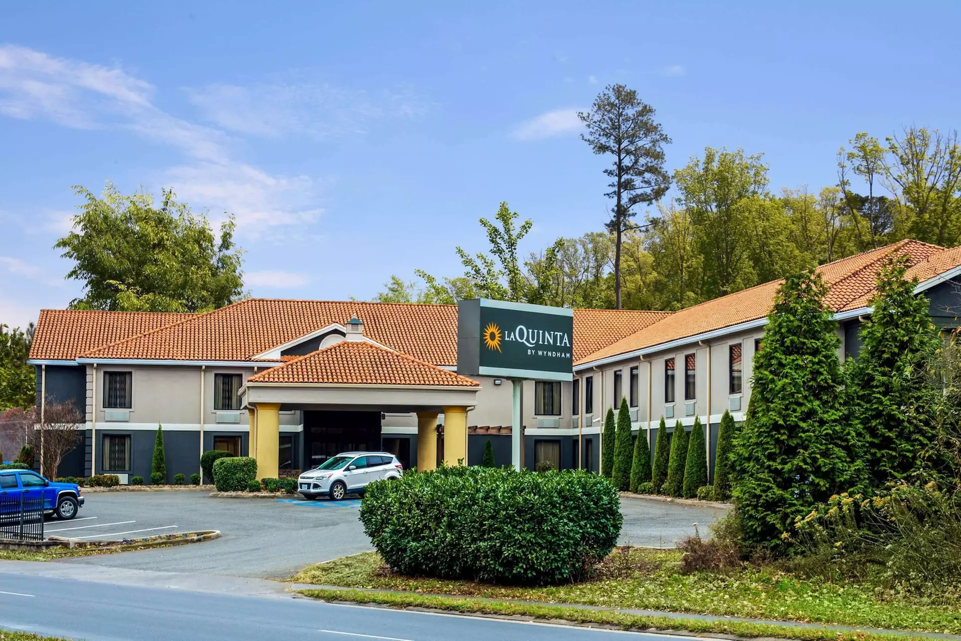 La Quinta Inn by Wyndham Radford - Primary Image