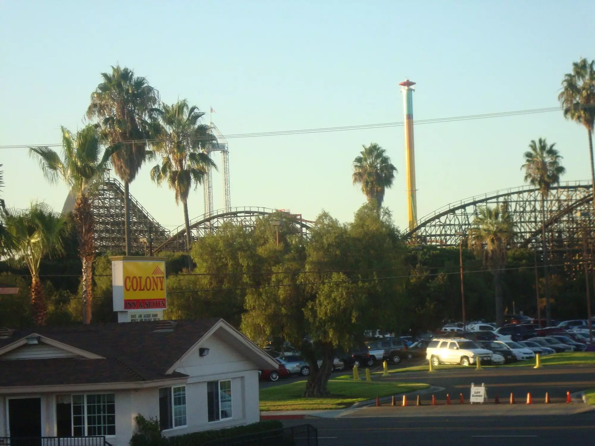 Colony Inn - Primary Image