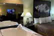 Super 8 by Wyndham Trinidad - Second Medium