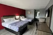 Econo Lodge - Second Medium