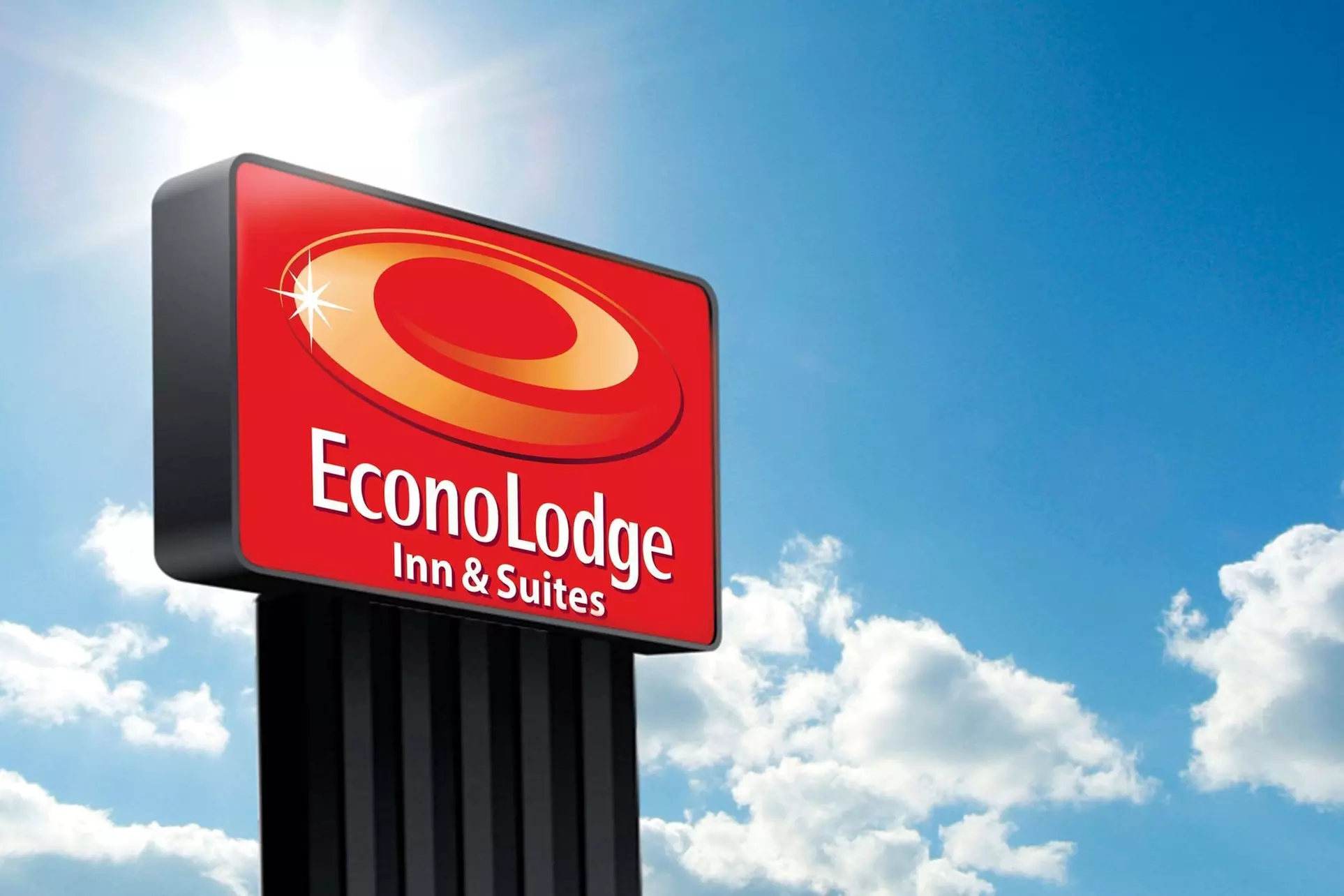 Econo Lodge Inn & Suites - Primary Image