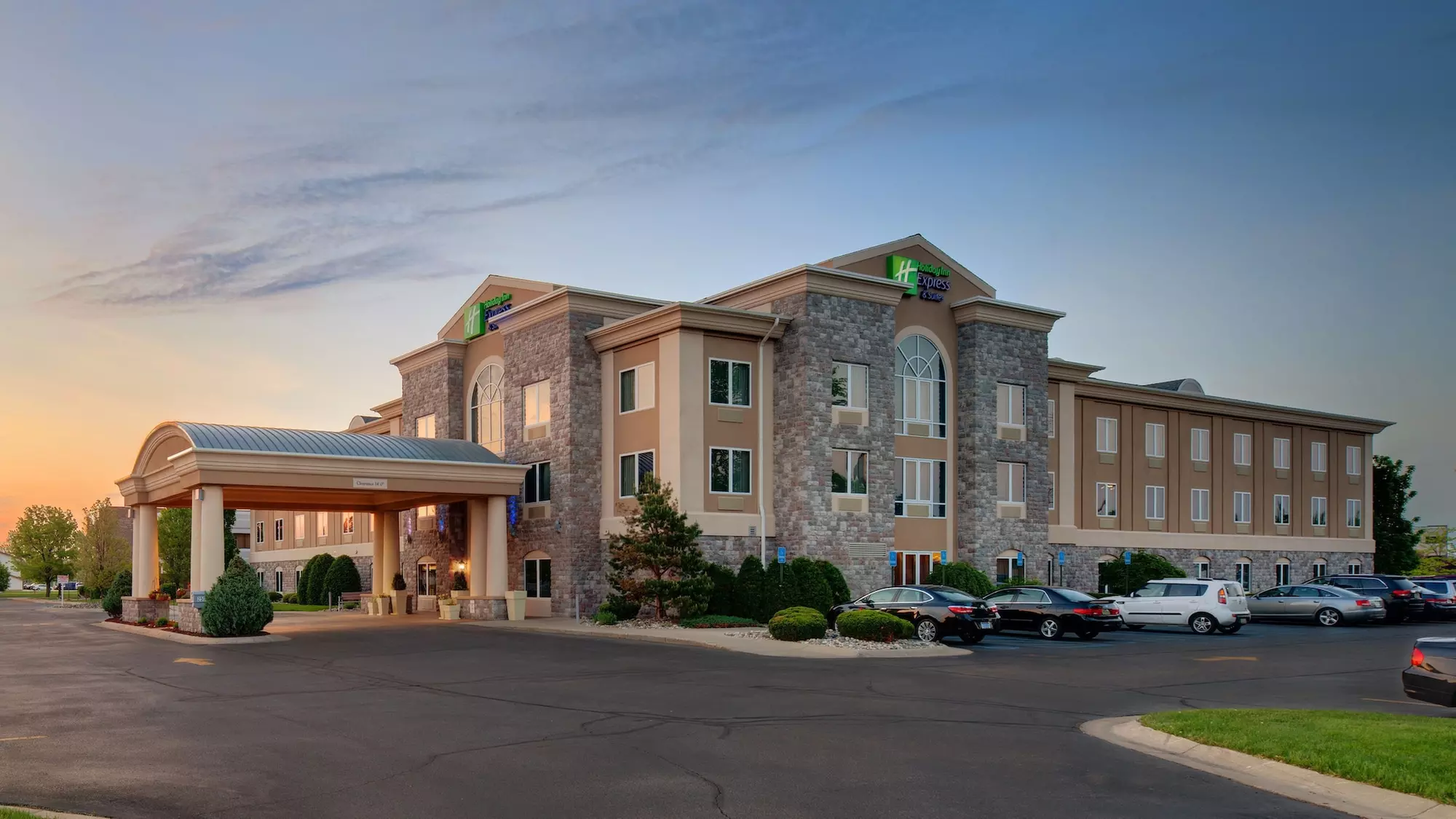 Holiday Inn Express Hotel & Suites Saginaw by IHG - Primary Image