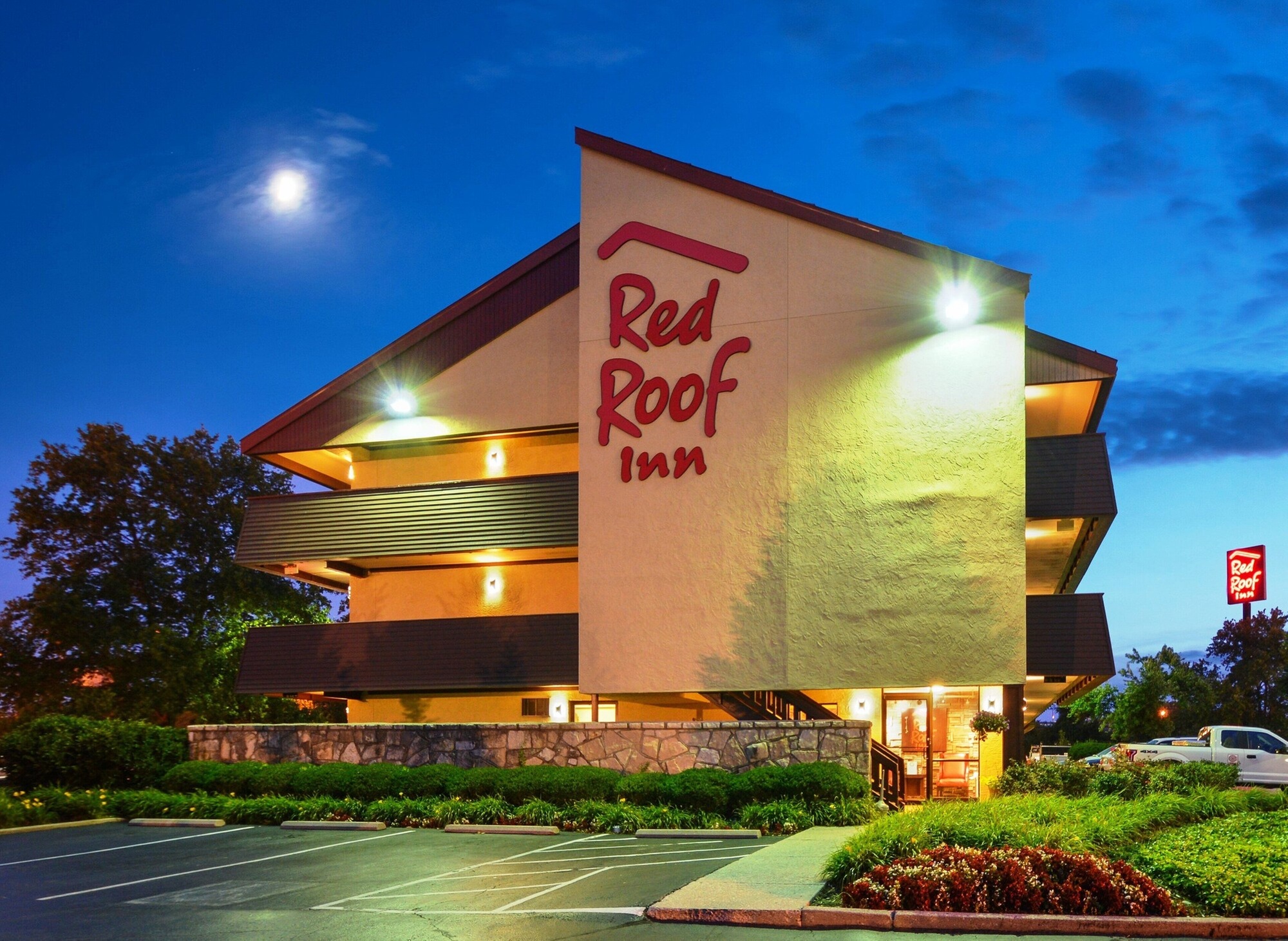 Red Roof Inn Louisville Fair and Expo - Primary Image