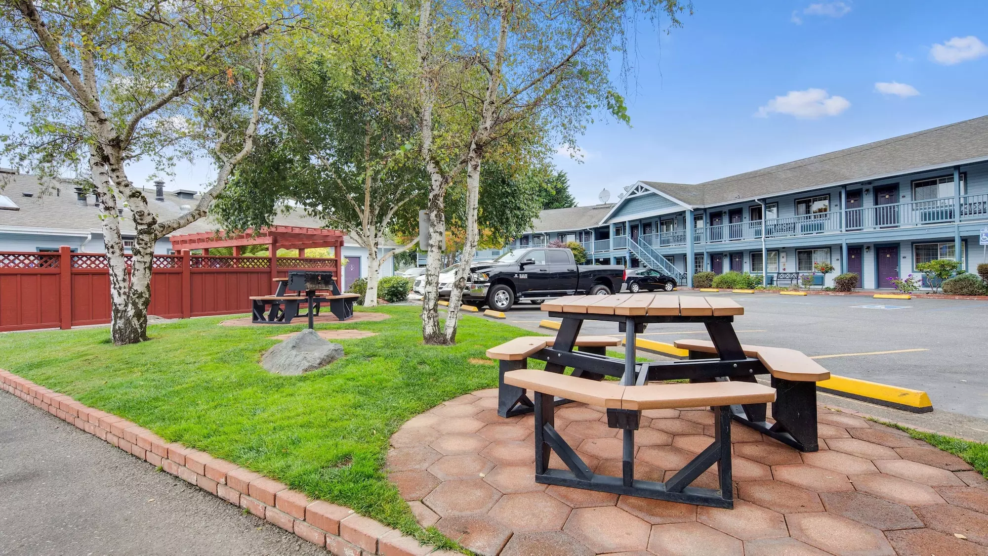 Best Western Country Inn - Primary Image