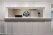 Days Inn & Suites by Wyndham Vicksburg - Second Medium