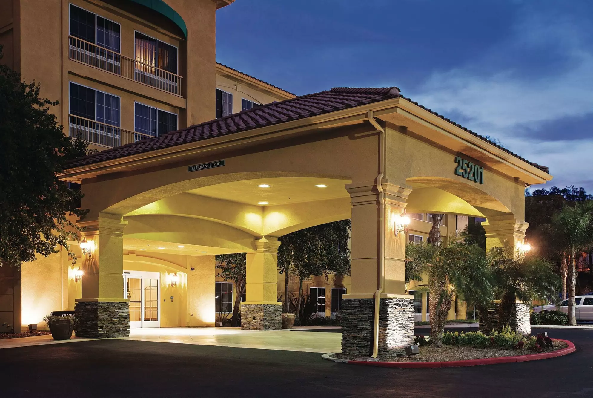 La Quinta Inn & Suites by Wyndham Santa Clarita - Valencia - Primary Image