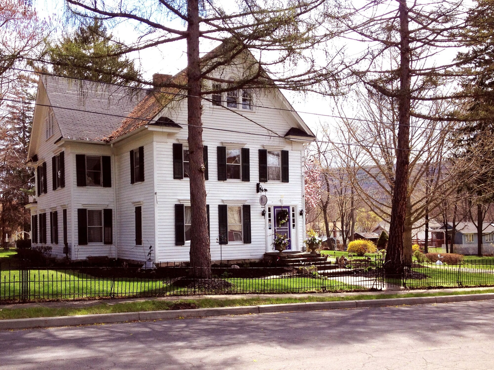 18 Vine Inn & Carriage House