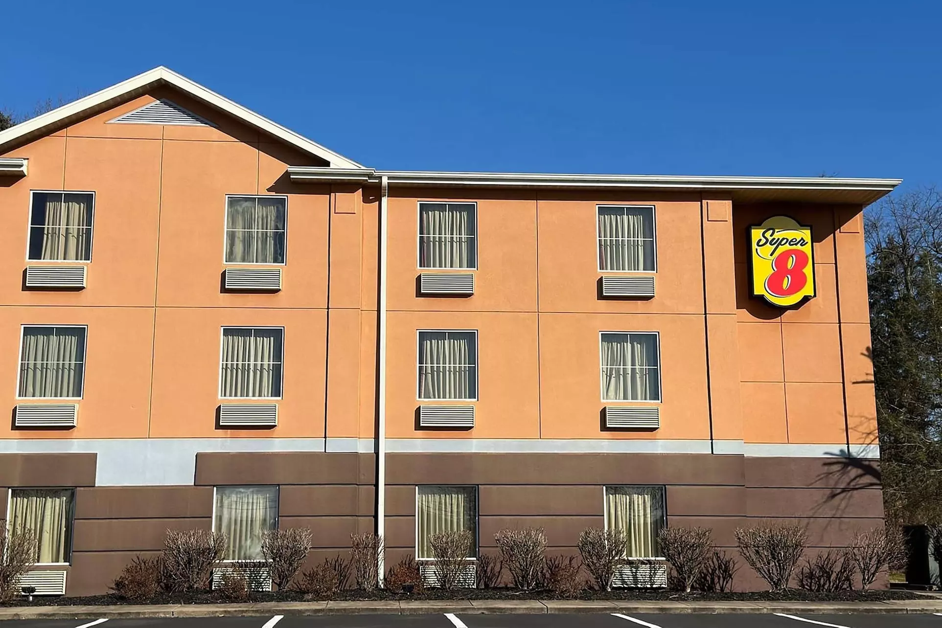 Super 8 by Wyndham Mars/Cranberry/Pittsburgh Area - Primary Image
